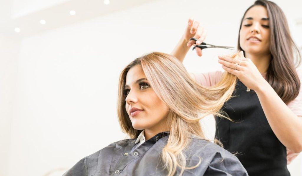 Women’s Haircut Near Me