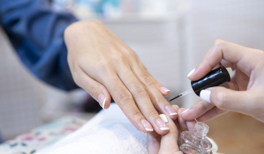 Nail Salons Near Me