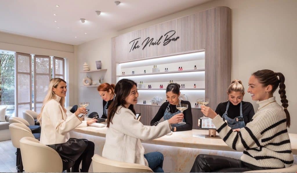 Nail Salons Near Me